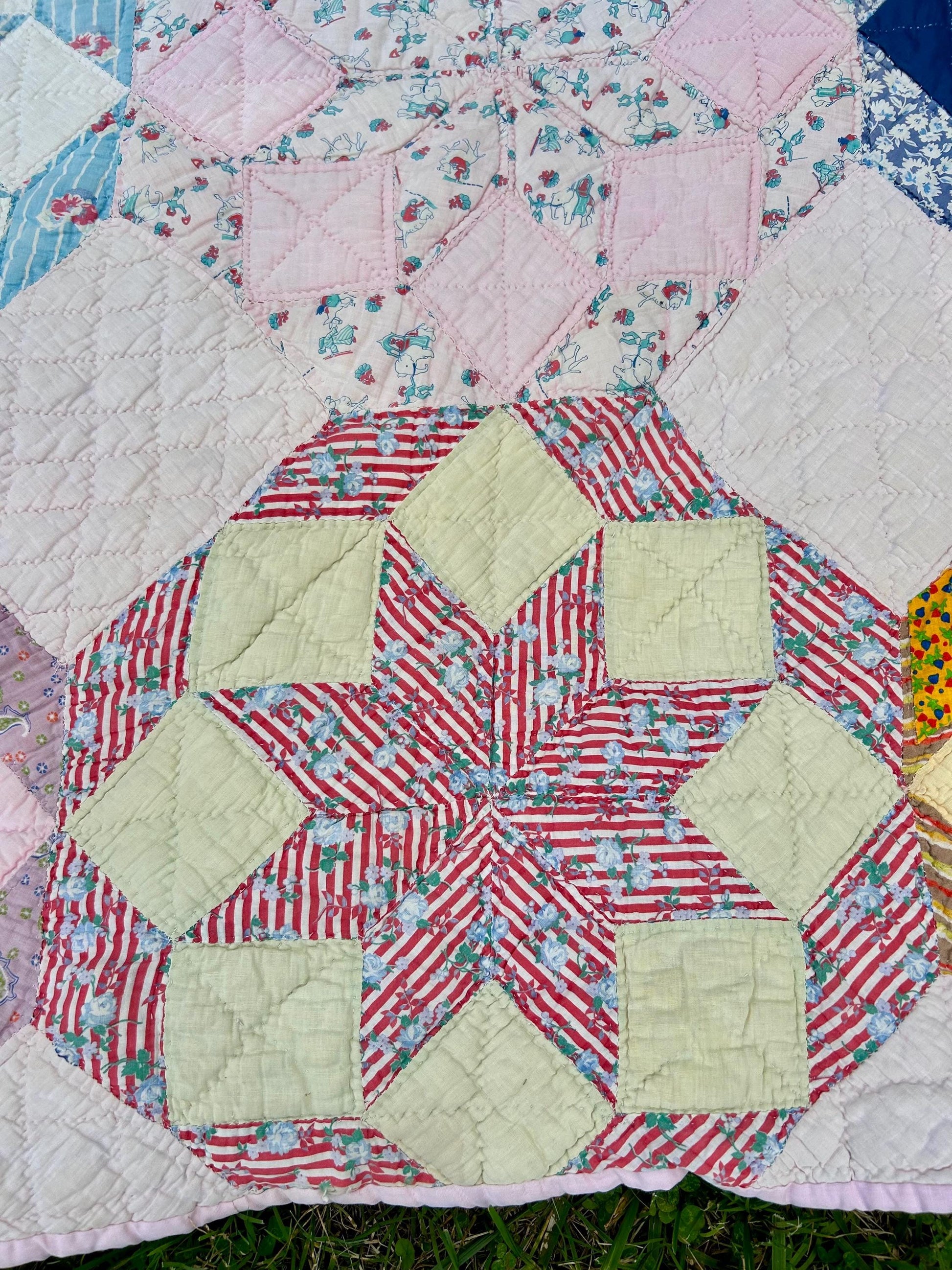 Awesome Vintage Patchwork Feedsack Quilt in a Star or Mandolin Pattern 80x70