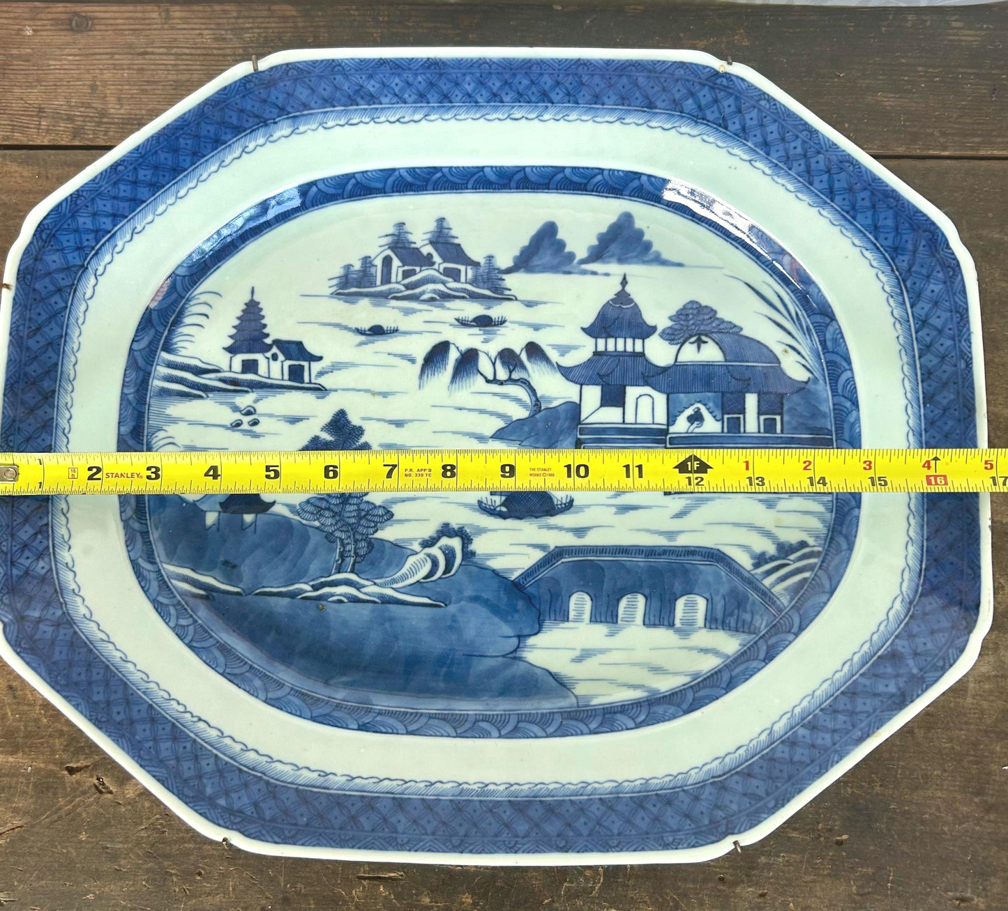 Large Antique 19th Century Blue and White Chinese Export Canton Pattern Octagonal Serving Platter