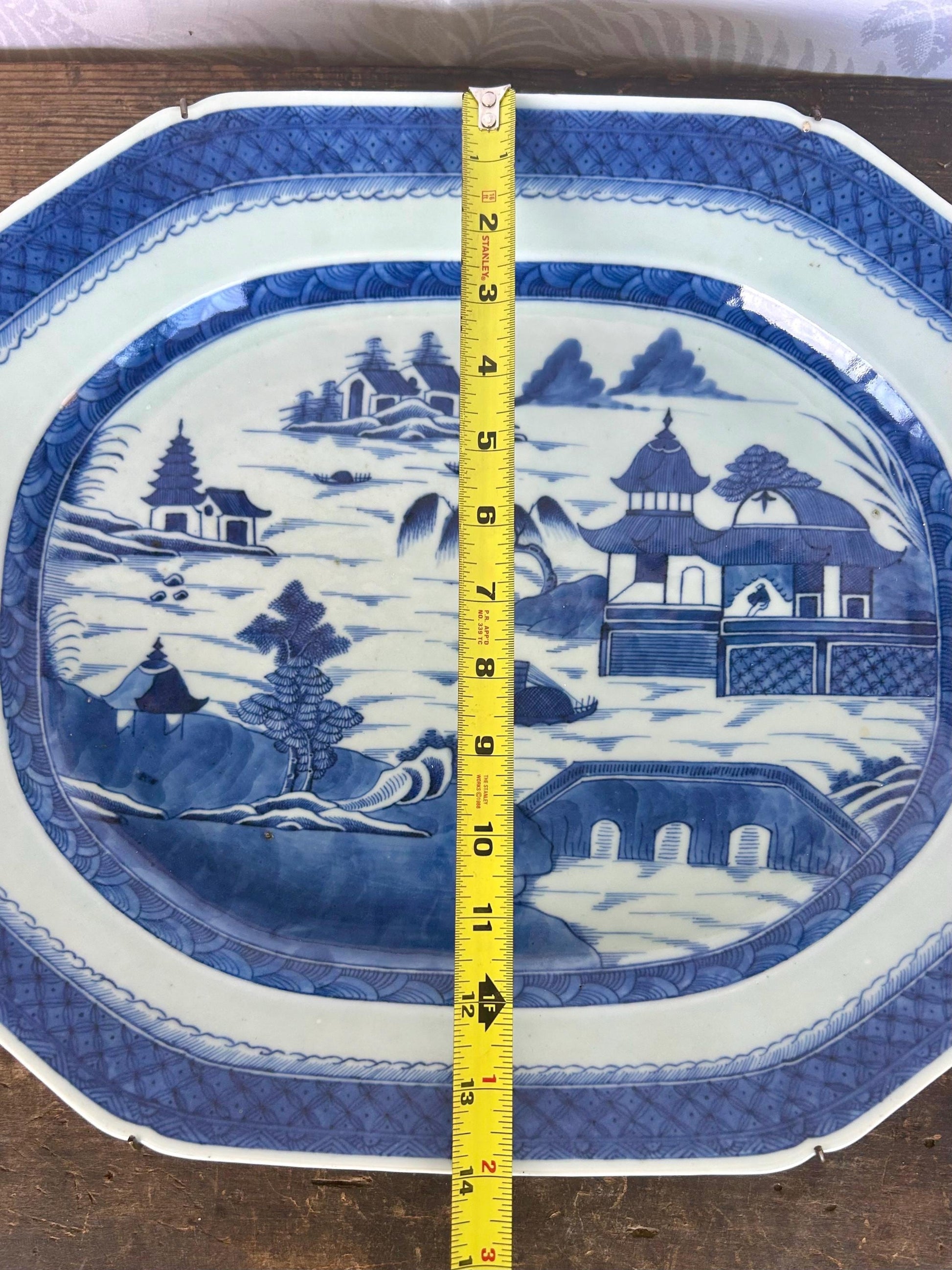 Large Antique 19th Century Blue and White Chinese Export Canton Pattern Octagonal Serving Platter